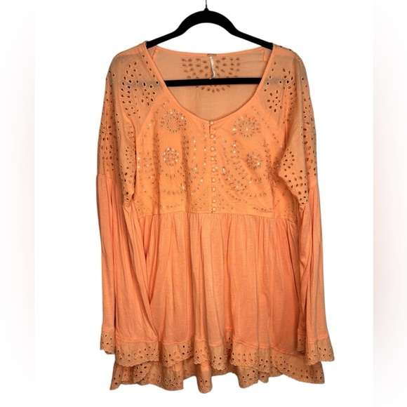 Free People Eyelet Embroidered Sea Of Love Blouse In Sun Blush Size Large - Picture 1 of 13